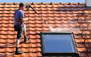 roof cleaning Llandysilio, Powys